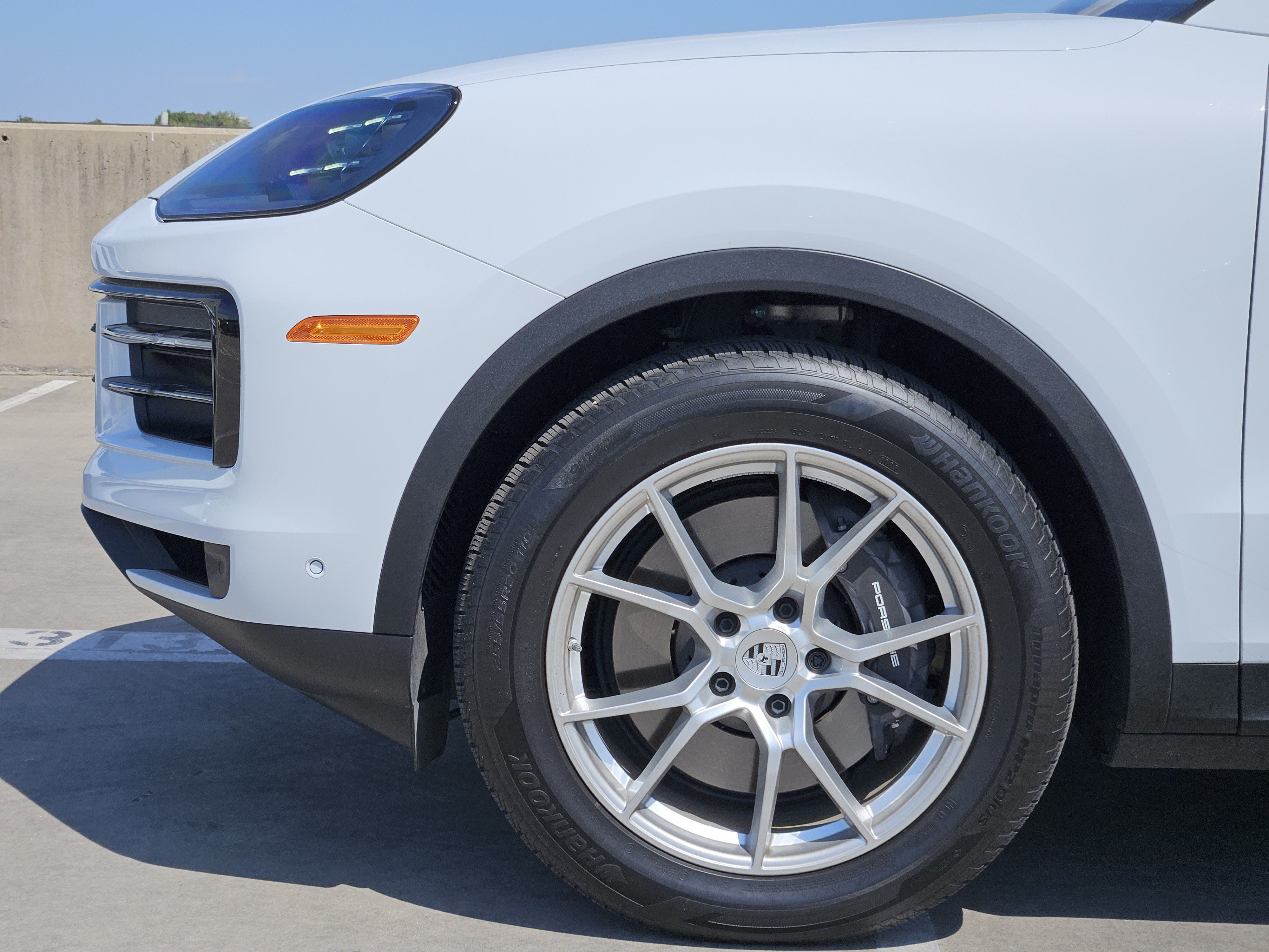 Used 2026 Porsche Cayenne Coupe AWD/4WD image 13
