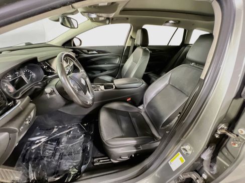 Used 2019 Buick Regal Essence w/ Driver Confidence Package I AWD/4WD image 22