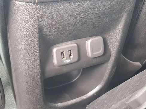 Used 2022 GMC Canyon AT4 w/ Trailering Package AWD/4WD image 11