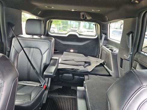 Used 2021 Ford Expedition Limited w/ Cargo Package RWD image 10
