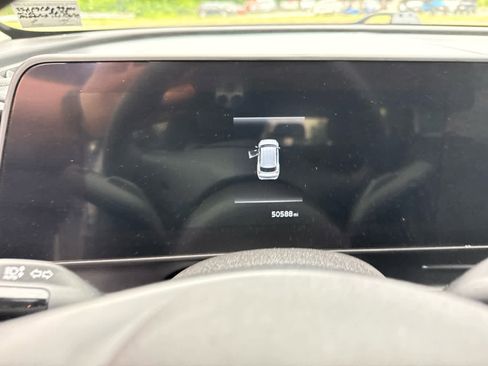 Used 2023 Kia Sportage EX FWD image 13