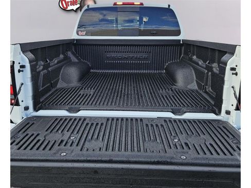 New 2026 Nissan Frontier SV w/ Tow Package image 17