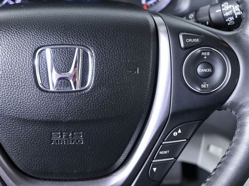 Used 2017 Honda Pilot EX-L image 11