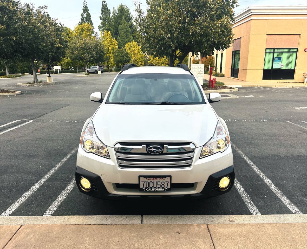 Used 2014 Subaru Outback 2.5i Premium AWD/4WD image 5