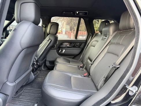 Used 2020 Land Rover Range Rover HSE image 15
