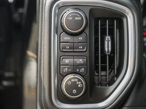 Used 2021 Chevrolet Silverado 1500 LT Trail Boss AWD/4WD image 46