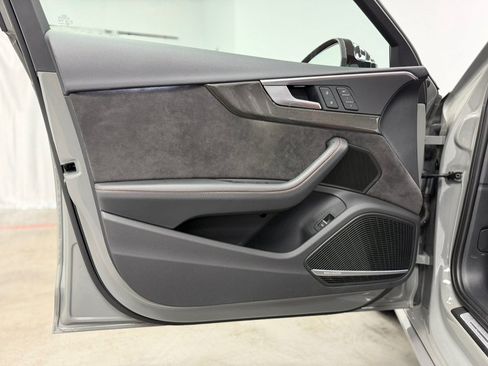 Used 2019 Audi S4 Premium Plus w/ Premium Plus Package AWD/4WD image 26