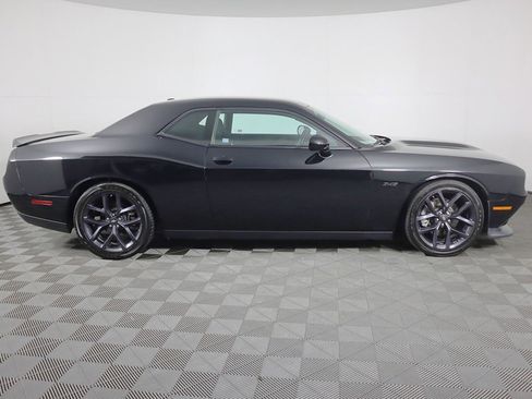Used 2023 Dodge Challenger R/T w/ Blacktop Package image 15