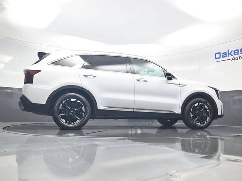 Certified 2026 Kia Sorento S FWD image 45