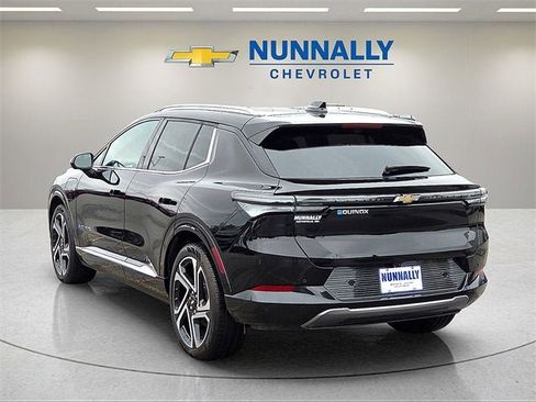 New 2025 Chevrolet Equinox EV LT w/ Convenience Package II image 3