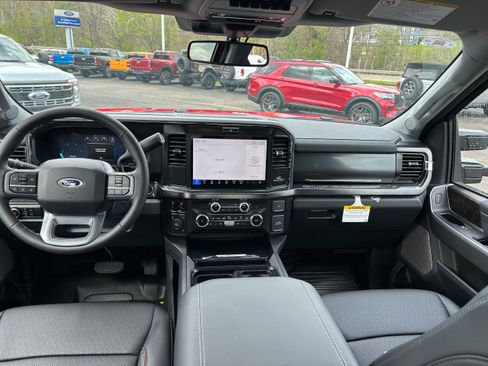 New 2026 Ford F550 4x4 Crew Cab image 26