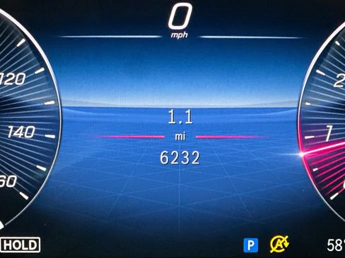 Certified 2025 Mercedes-Benz GLA 250 image 36