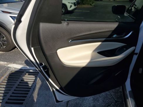 Used 2024 Buick Enclave Essence w/ Experience Buick Package image 29