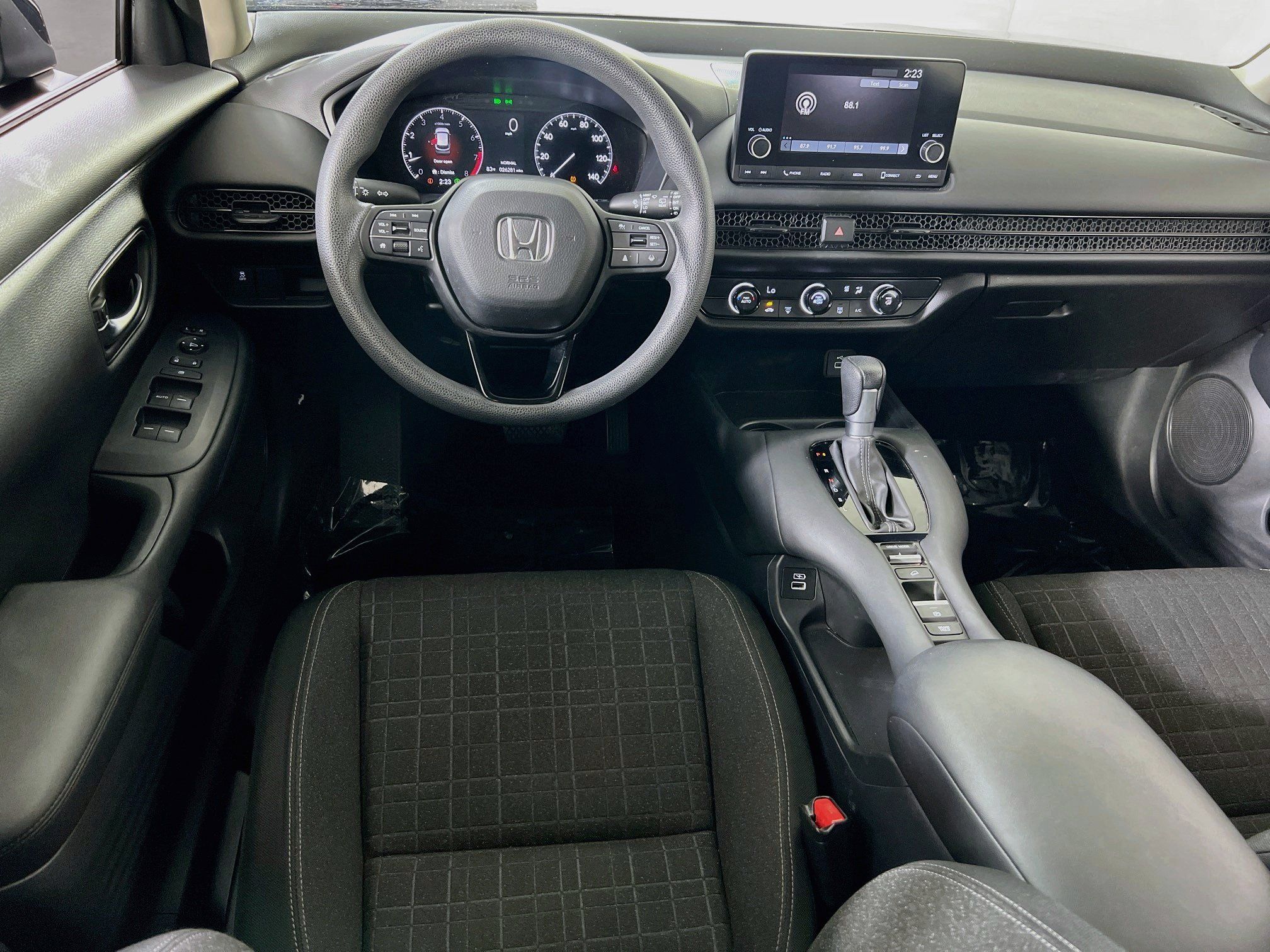 Used 2023 Honda HR-V LX image 20