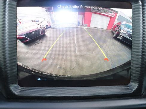 Used 2023 Jeep Wrangler Sahara image 36