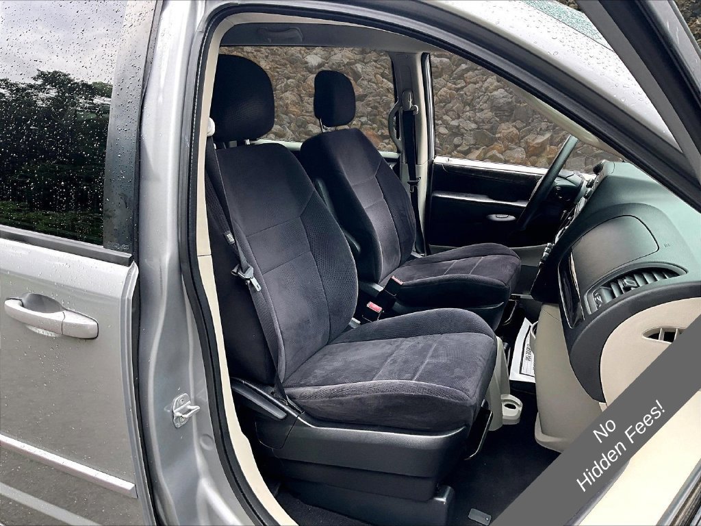 Used 2013 Dodge Grand Caravan SE FWD image 7
