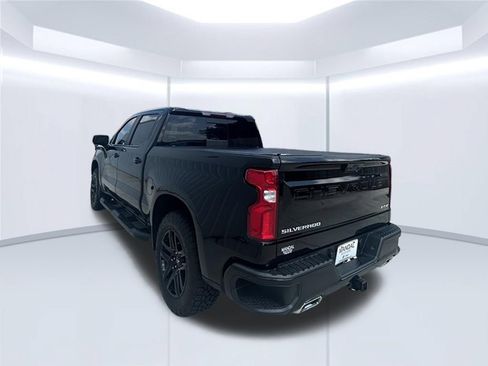Used 2022 Chevrolet Silverado 1500 RST AWD/4WD image 7