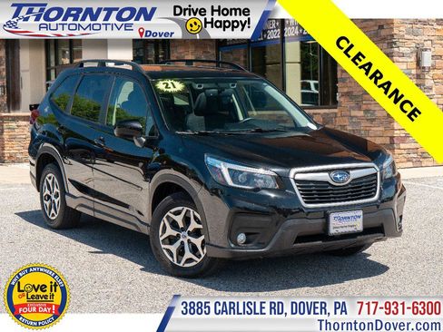 Used 2021 Subaru Forester Premium AWD/4WD image 1