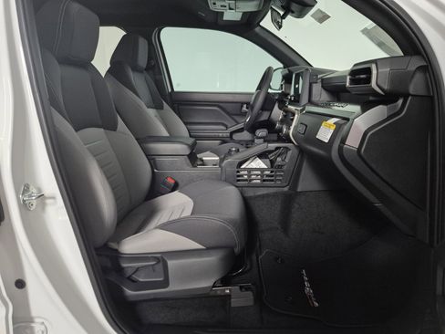 New 2026 Toyota Tacoma SR5 AWD/4WD image 32