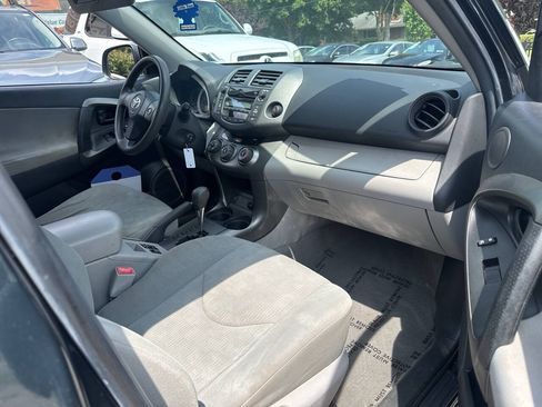 Used 2011 Toyota RAV4 4WD w/ Base L4 Extra Value Pkg image 8