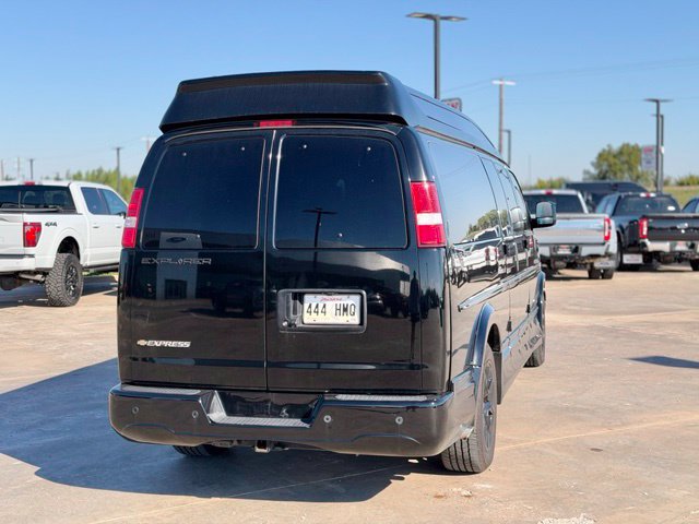 Used 2024 Chevrolet Express 2500 Extended w/ Driver Convenience Package RWD image 4