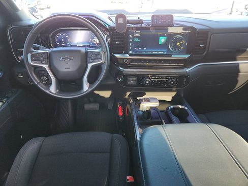 Used 2023 Chevrolet Silverado 1500 LT Trail Boss image 10