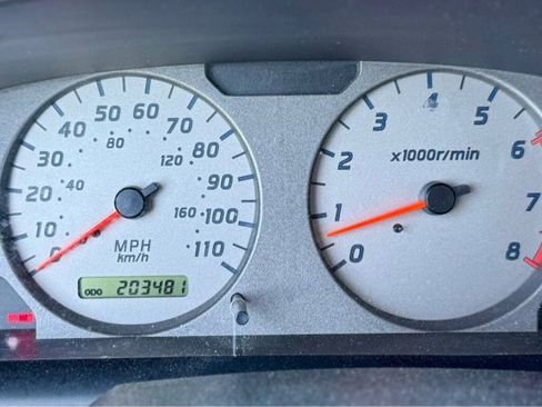 Used 2001 Nissan Xterra SE image 11