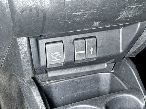 Used 2015 Honda Fit EX image 33