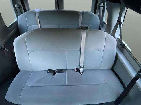 Used 2009 Ford E-350 and Econoline 350 XL image 21