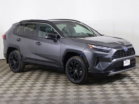 Used 2022 Toyota RAV4 XSE image 2