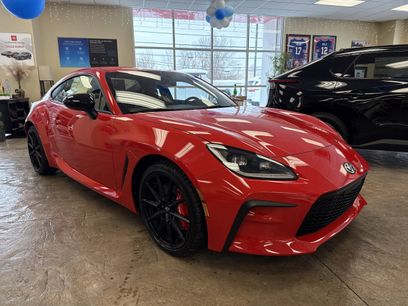 New 2025 Toyota GR86 Premium w/ Performance Package