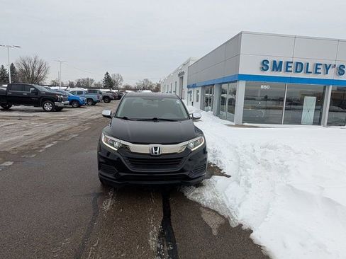 Used 2019 Honda HR-V LX image 2