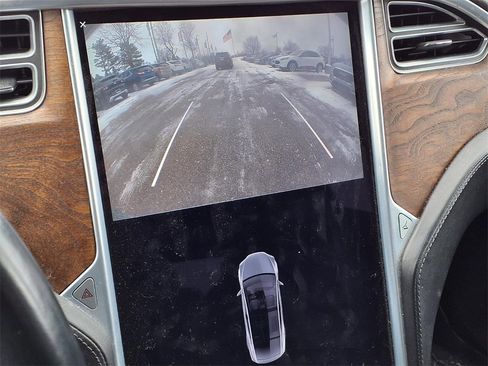 Used 2016 Tesla Model X 90D image 18