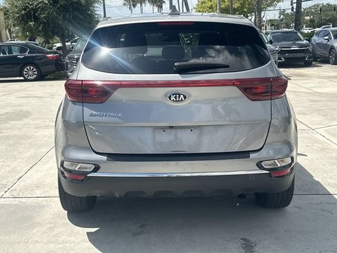 Certified 2021 Kia Sportage LX w/ LX AWD Popular Package image 7