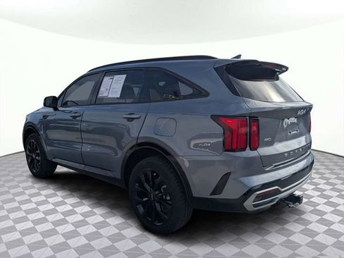 Used 2022 Kia Sorento SX image 5