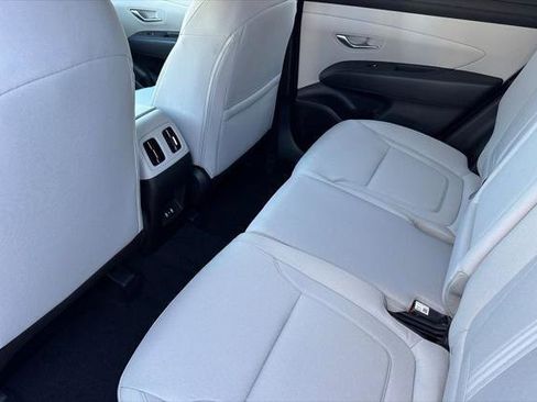 New 2026 Hyundai Tucson SEL image 9