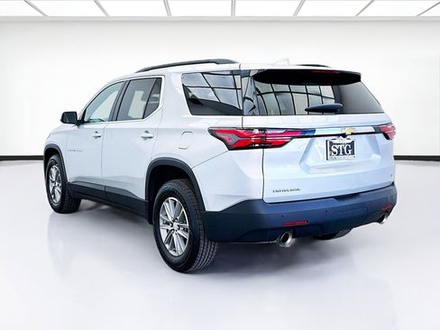 Used 2022 Chevrolet Traverse LT image 6