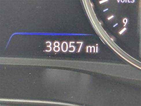 Used 2024 Buick Enclave Premium image 26