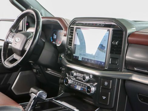 Used 2022 Ford F150 Lariat w/ Equipment Group 502A High AWD/4WD image 28