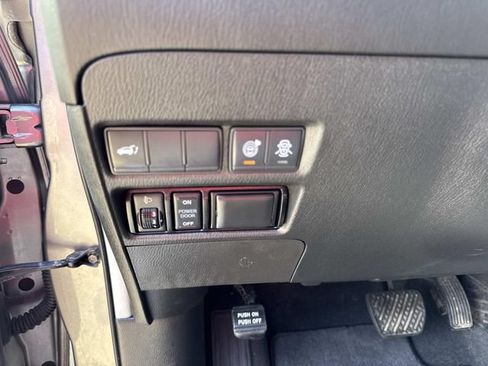 Used 2019 Nissan Armada SL w/ Premium Package RWD image 28