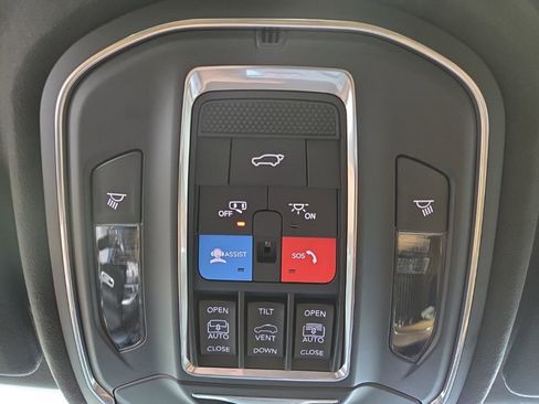New 2026 Jeep Grand Cherokee L Summit AWD/4WD image 35
