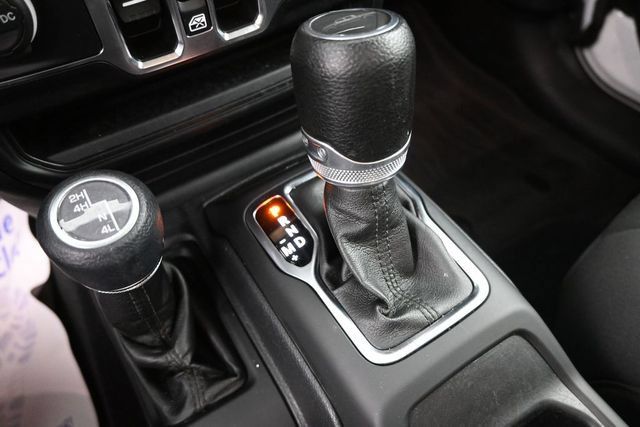 Used 2022 Jeep Gladiator Sport AWD/4WD image 35