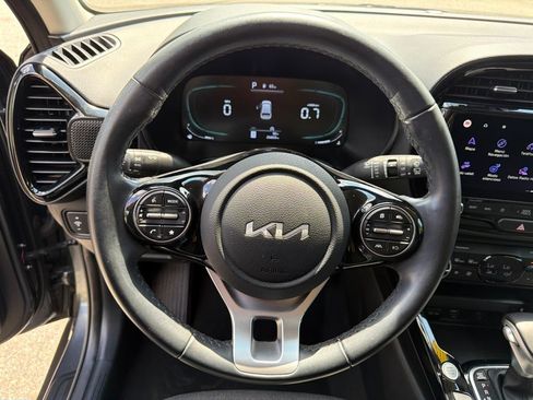 Certified 2023 Kia Soul EX FWD image 16