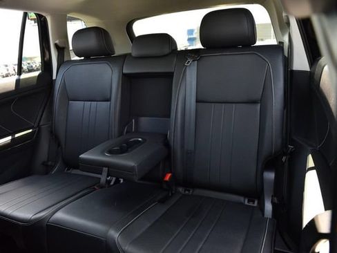 Certified 2023 Volkswagen Tiguan SE w/ Panoramic Sunroof Package AWD/4WD image 22
