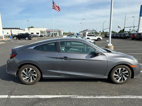 Used 2018 Honda Civic LX-P image 4