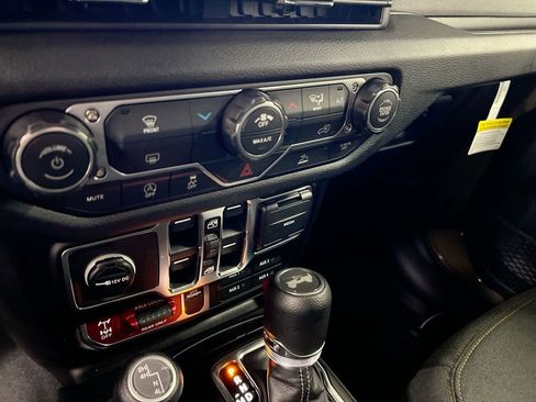 New 2026 Jeep Wrangler Willys AWD/4WD image 14