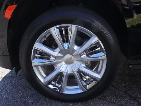 Used 2024 Chevrolet Tahoe High Country image 45