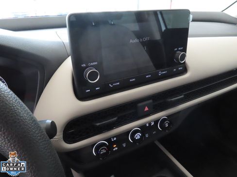 Used 2023 Honda HR-V LX image 17