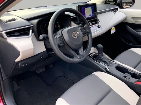 Used 2026 Toyota Corolla LE FWD image 17