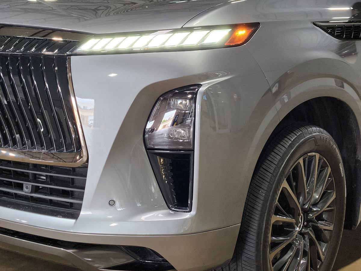 Used 2026 INFINITI QX80 Autograph w/ Premium Cargo Package AWD/4WD image 13